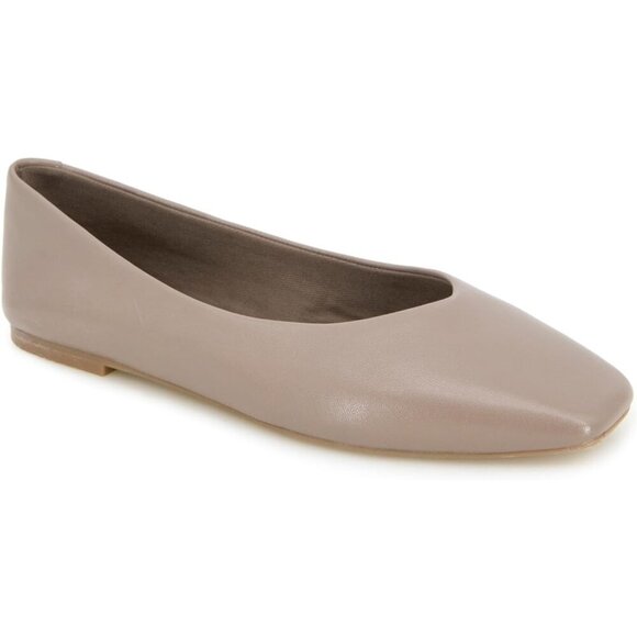 Elegant Women’s Johanna Ballet Flats in Taupe Leather Comfort Insole Size 7.5